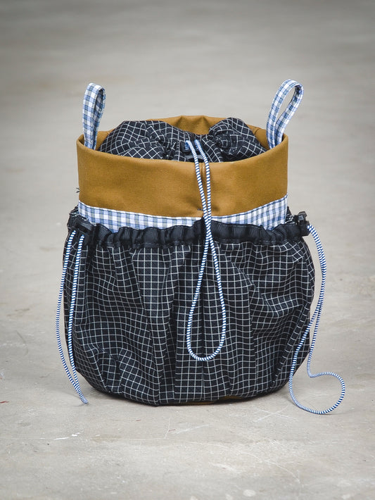 Dega Studio x Noods Radio: Pouch 04